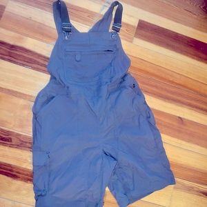 Duluth Trading co. Overall shorts XL